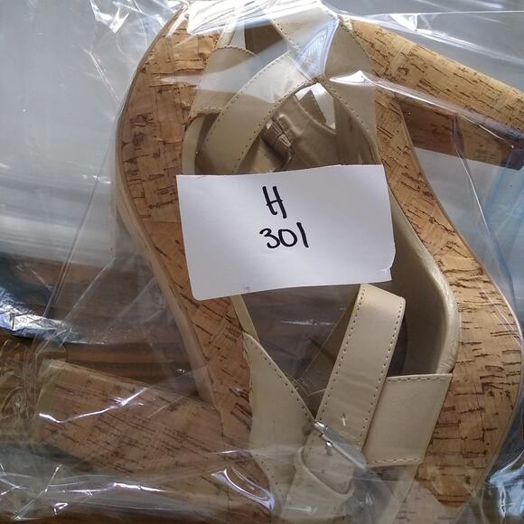 [H301] Cork Strappy Ankle Strap Heels, Size 8.5 - Picture 7 of 7
